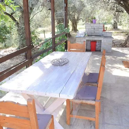 κτήμα παπαδημητρίου, Papadimitriou Retreat 2 Дом отдыха *